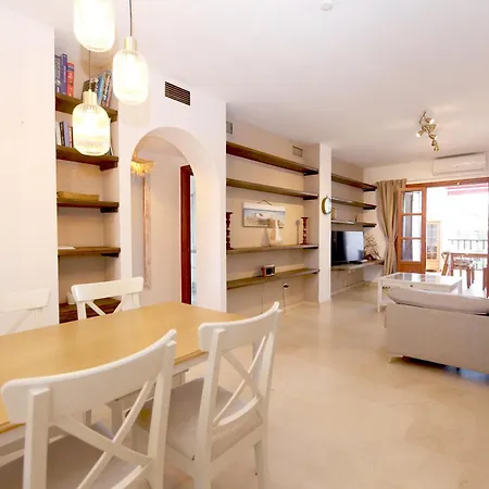 East Penthouse Sylvia Estepona